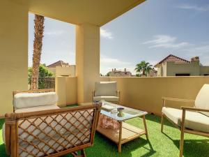 Roda Golf Singapore Apartment - 8109