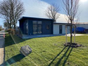 Recreatiepark Jachthaven De Veerstal Lathum - Luxe Chalet