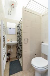 Népszinház 16 Tiny Studios