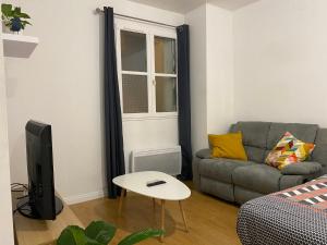 Appartements Studio chaleureux Centre Ville : photos des chambres