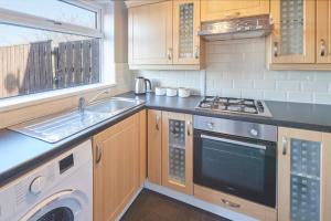 Host & Stay - Armitage Road
