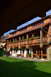 Selský Dvůr- apartmány a keramická dílna