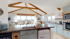 E48 Redville, Riviere Towans