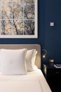 Standard Double Room room in Elizabeth Unique Hotel | a Member of Design Hotels™