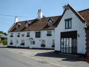 The Crown Hotel - Weeting