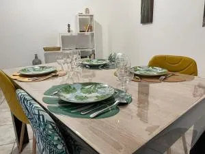 La Caïmite - Appartement convivial - Cluny