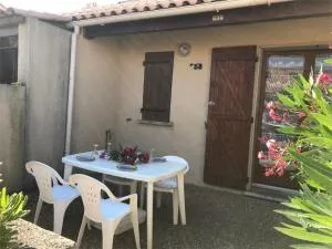 Villa T2 avec Mezzanine - 6 pers, Plage à proximité, Parking privé, Port-Leucate - FR-1-81-93 - 勒卡特