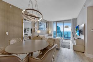 Hyde Resort Beachfront Condo #1904 - GORGEOUS 2BD & 2BA APT WITH OCEAN VIEW