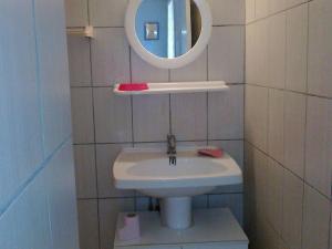 Appartement T2 avec Piscine à 1.5 km de la Plage - 4 Couchages au Barcarès - FR-1-81-499