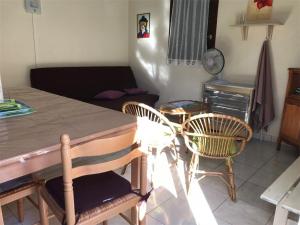 Villa T2 avec piscine et parking à Port Leucate, 4 personnes - FR-1-81-388