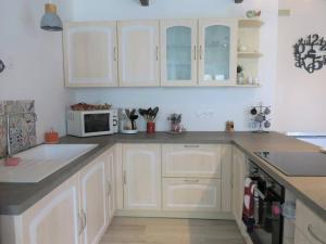 Maisons de vacances Maison Perros-Guirec, 3 pieces, 5 personnes - FR-1-368-264 : photos des chambres