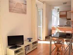 Appartements Lumineux appartement 2 pers, centre Trebeurden, proche plage, chiens admis - FR-1-368-136 : photos des chambres