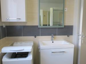 Appartements Appartement avec terrasse, WIFI et parking a Perros-Guirec - FR-1-368-332 : photos des chambres