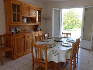 Maisons de vacances Maison Saint-Hilaire-de-Riez, 3 pieces, 6 personnes - FR-1-224-761 : photos des chambres