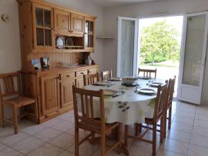 Maisons de vacances Maison Saint-Hilaire-de-Riez, 3 pieces, 6 personnes - FR-1-224-761 : photos des chambres