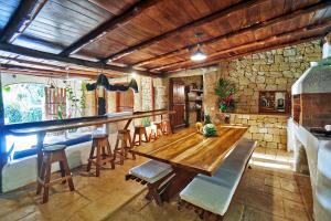 Havana Lodge