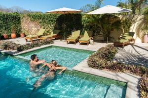 Nautilus Surf & Yoga Villas Santa Teresa