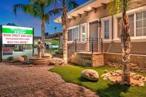Traveler's Inn Williams, CA Modern Renovated Hotel - 威廉姆斯