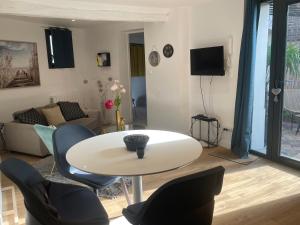 Appartements Joli appartement avec cour privee proche gare & centre ville : photos des chambres