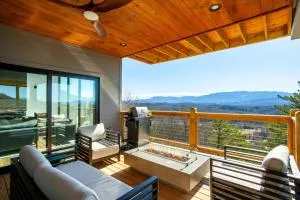 3 Pines Lodges Luxury Mountain View Hot Tub - Jones Cove