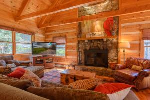 Lakeside at Hawksnest