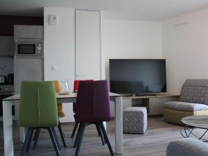 Appartements Appartement La Rochelle, 3 pieces, 4 personnes - FR-1-246-588 : photos des chambres