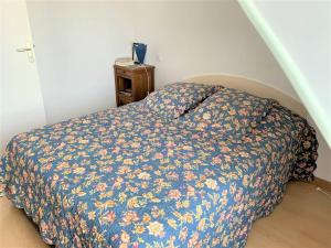 Appartement Mansardé avec Garage au Centre de Perros-Guirec - FR-1-368-340