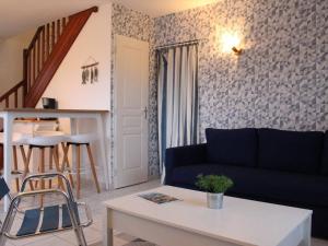 Maisons de vacances Maison de vacances calme a St-Georges-d'Oleron, proche plage, 4 couchages, jardin, parking, menage inclus - FR-1-246A-204 : photos des chambres