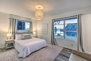 Waterfront Home with Dock Less Than 3 Mi to Oaklawn Racing!