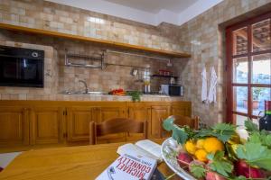 VILLA LA NATURA x6 WITH GARDEN AND FREE PRIVATE PARKING