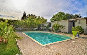 Maisons de vacances Beautiful Home In Le Pontet With 3 Bedrooms, Outdoor Swimming Pool And Swimming Pool : photos des chambres