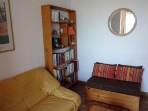 Bel appartement 4 personnes avec piscine, parking privé et vue marina - FR-1-81-238