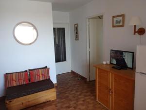 Bel appartement 4 personnes avec piscine, parking privé et vue marina - FR-1-81-238