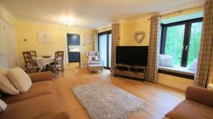 44 Guthrie Court - Blackford