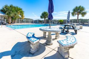 Plantation East #4504