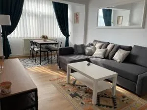 Apartament Cina - Levo