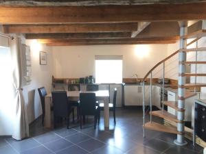 Charmante Maison Proche de Dinan -Dinard - St Malo