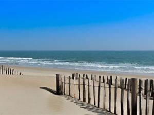 Appartement de 3 Pièces, 6-8 couchages, 2 terrasses, parking privé - Avenue de la Méditerranée - FR-1-326-479