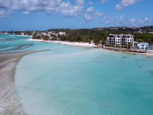 Beachfront Luxury with Incredible Ocean Views apts by Bluescape