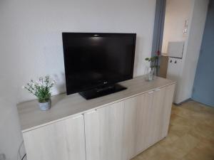 Appartement cosy à 200m de la plage avec parking privé et loggia, animaux admis - FR-1-326-668
