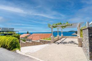 Villa Plantis Dubrovnik - Seven Bedroom Villa with Private Sea Access
