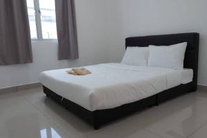 Desaru Nova Guest House with BBQ and Near Tanjung Balau Beach