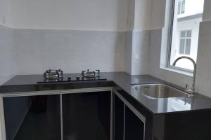 Desaru Nova Guest House with BBQ and Near Tanjung Balau Beach