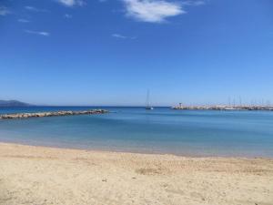 T2 3 étoiles à la Favière avec piscine et parking - FR-1-610-4