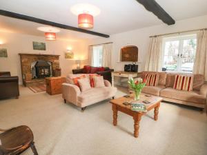 South Hill Farmhouse