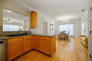 Spacious Serene 3BR Near LakePoint & DT Acworth