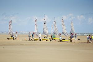 Coucher de soleil proche de la mer