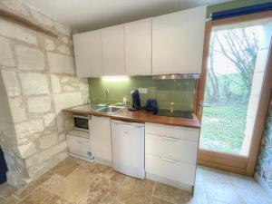 Gîte de charme à La Loire : Balnéo, Jardin, Parking - FR-1-381-526