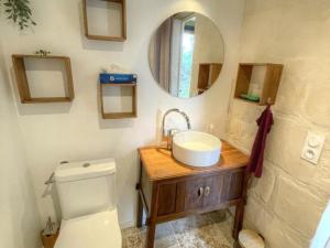 Gîte de charme à La Loire : Balnéo, Jardin, Parking - FR-1-381-526