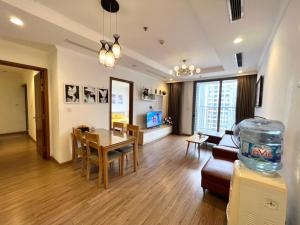 *BOM HOMESTAY* VINHOMES TIMES CITY- 2BR-LUXURY APT